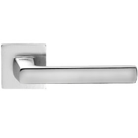 Door handle FAN on square rose (E)