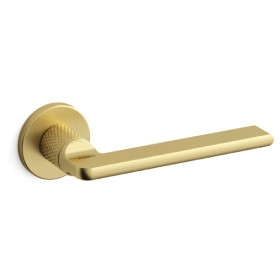 Door handle GRINT K on round rose (SC)