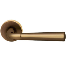 Door handle SPECIAL on round rose (SC)
