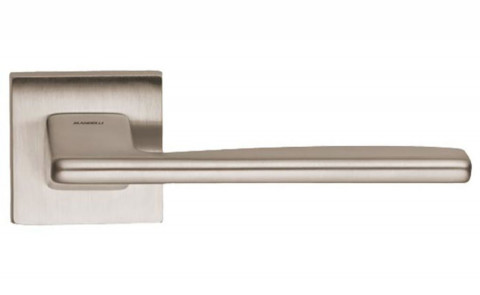 Door handle LINK on square rose (E)