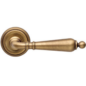 Door handle FLORENZIA on round rose (E)